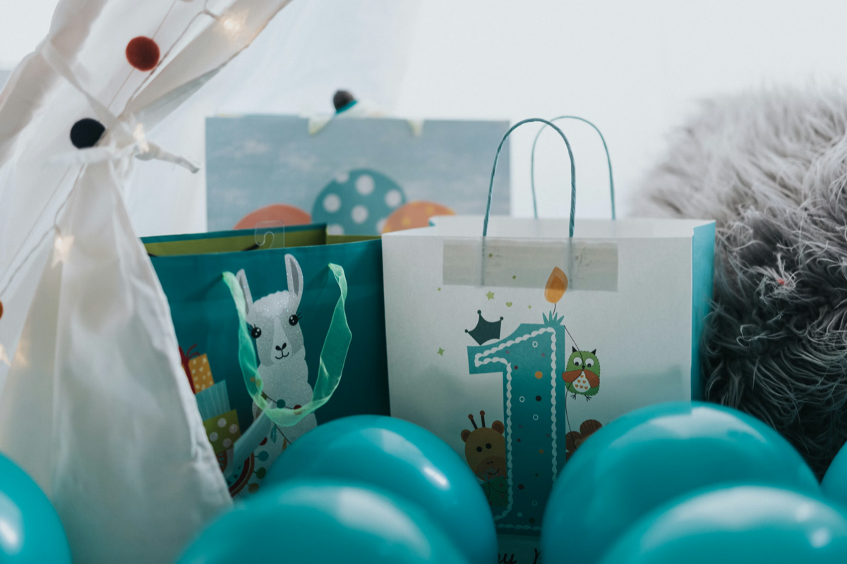 Birthday gift bags and balloons